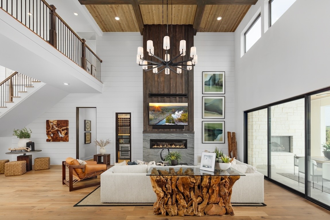 Essential Fireplace Decor Tips for Warm Interiors