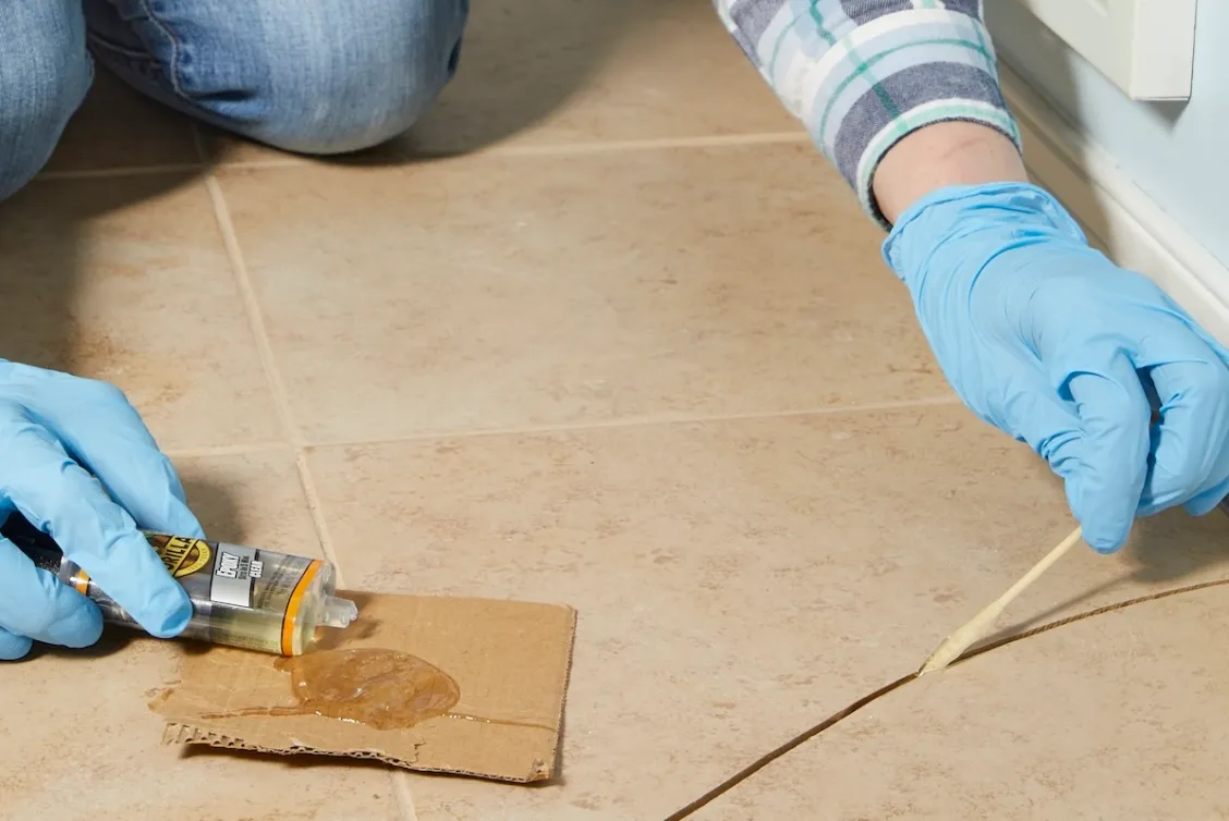 Cracked Bathroom Tiles and the Right Way to Fix Them